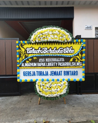 Papan Bunga Duka di Tangki